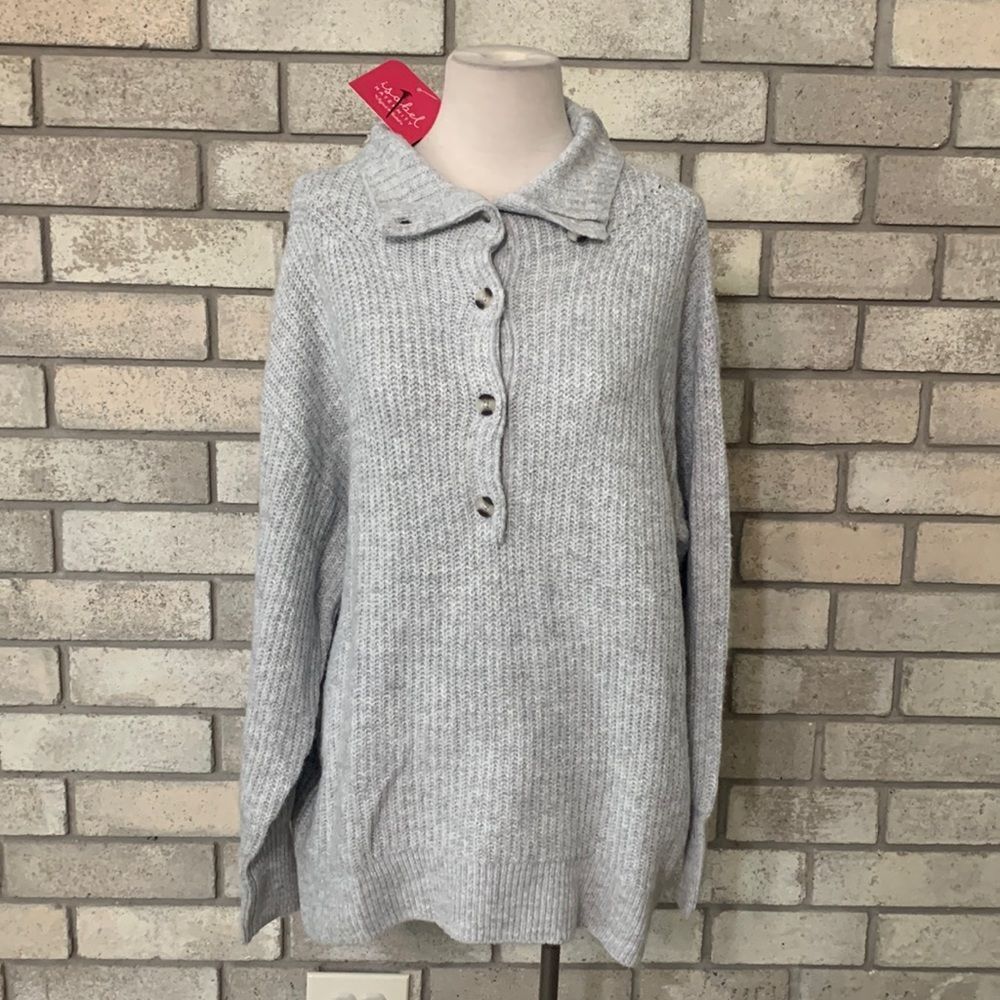 Maternity Sweater.NO TAGS. Never used.